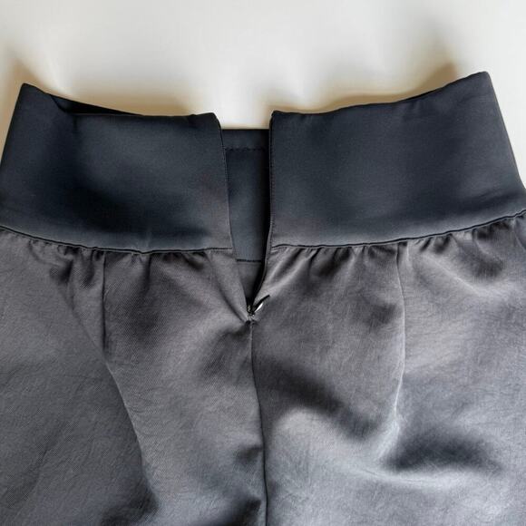 Nike Women's Small Team Tech Pack Woven Lightweight Comfort Short Black - Picture 4 of 7